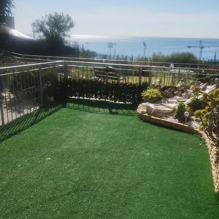 Bilocale Con Giardino, Vista Mare E Parcheggio Privato Appartement San Remo