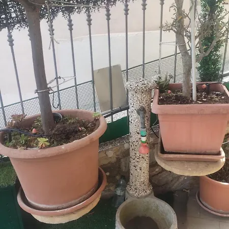 Appartement Bilocale Con Giardino, Vista Mare E Parcheggio Privato San Remo