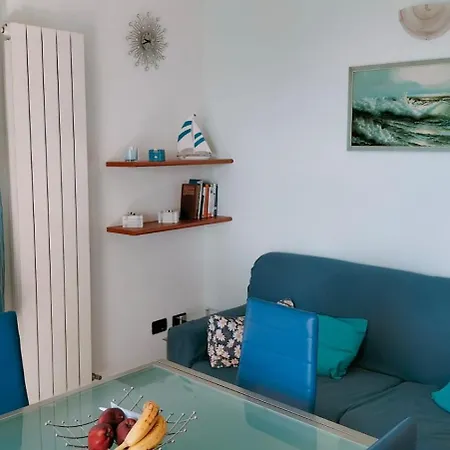 Bilocale Con Giardino, Vista Mare E Parcheggio Privato Lägenhet *